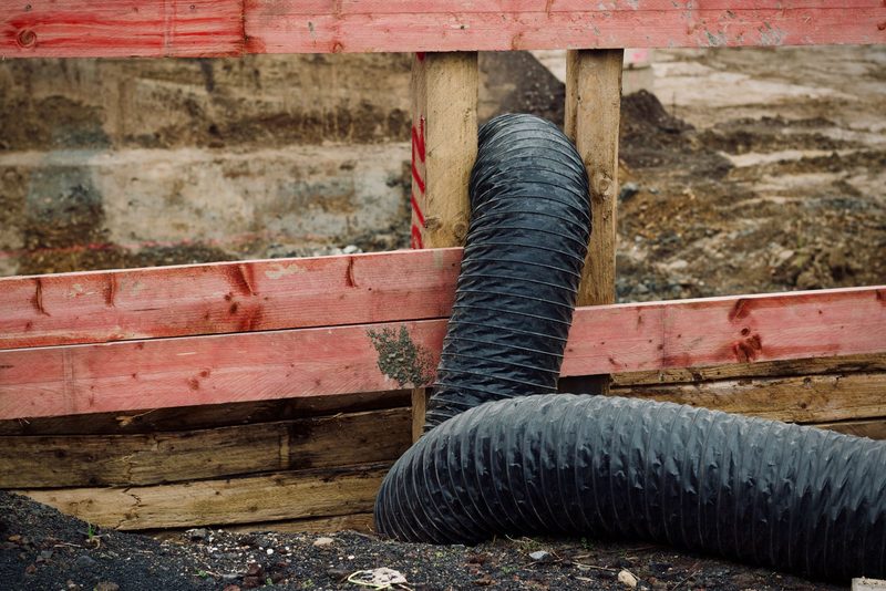 Chráničky pro elektro a optiku v jedné rýze – Moravská Třebová, 2× KOPOFLEX 63 + HDPE 40, 25 bm